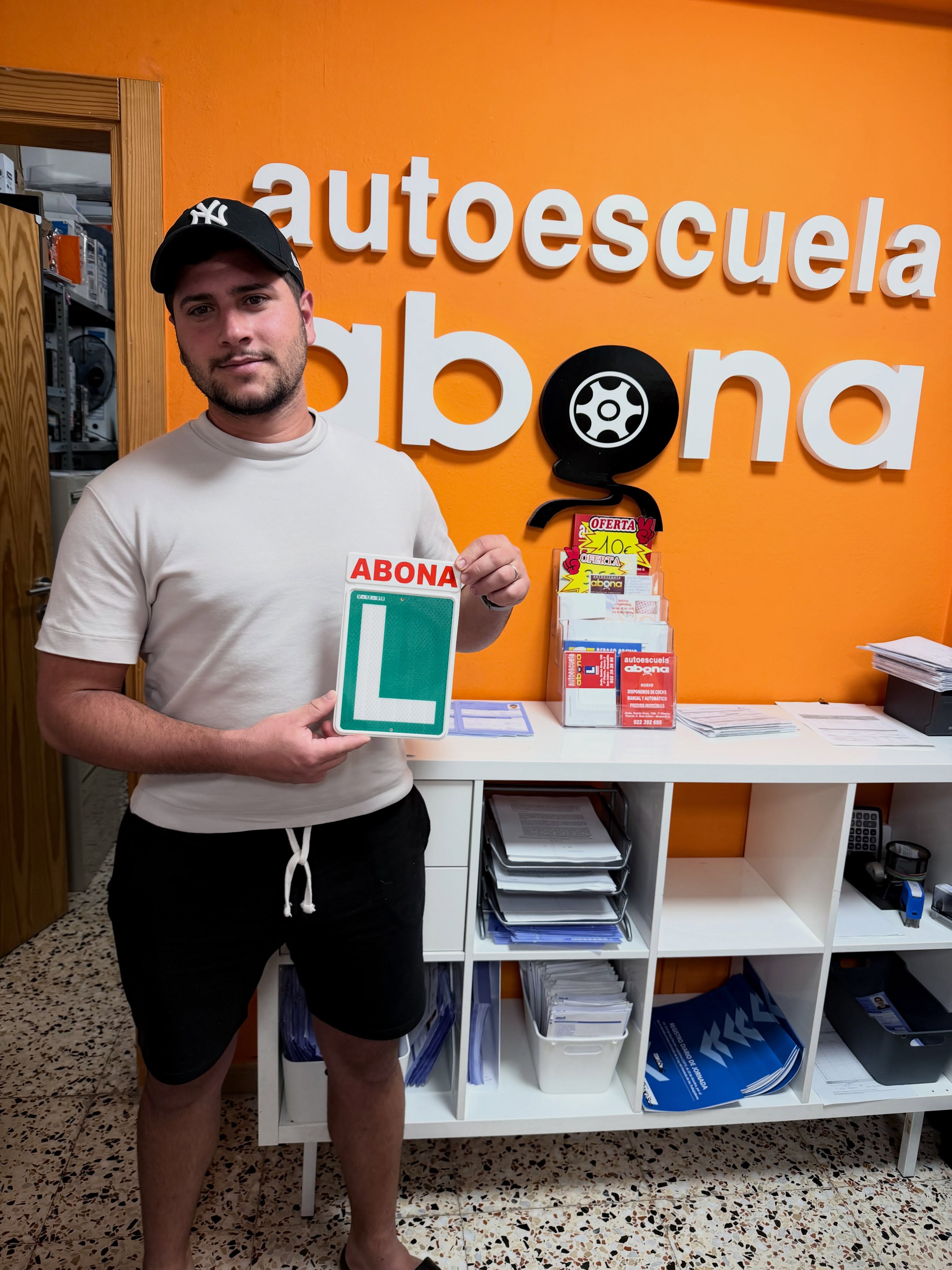 Muchísimas felicidades a nuestros nuevos conductores 👏👏
Ha sido un placer recorrer este camino juntos.
Nos vemos en la carretera 🚦 🚗 🚗